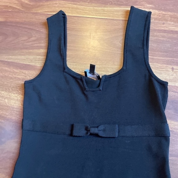 🌿SALE🌿BEBE Black Sleeveless Mini Dress size Medium - Picture 3 of 8